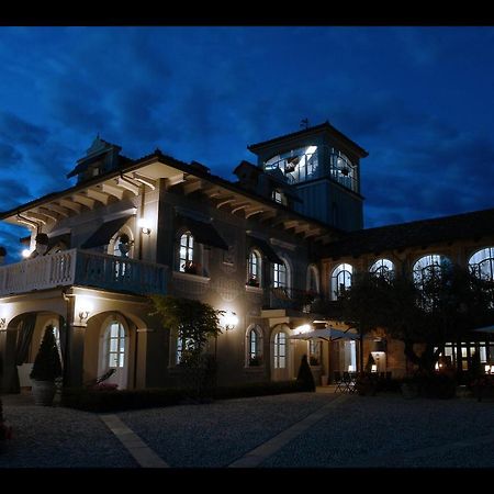 La Ribezza Boutique Hotel Monforte dʼAlba Extérieur photo