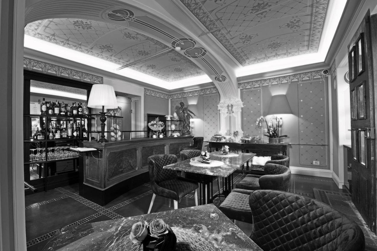 La Ribezza Boutique Hotel Monforte dʼAlba Extérieur photo